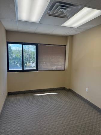 $475 / 400ft2 - Oakhurst Newly Renovated Office For RENT (Oakhurst)63612016659457121