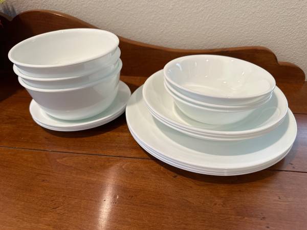 Corelle dishes 1