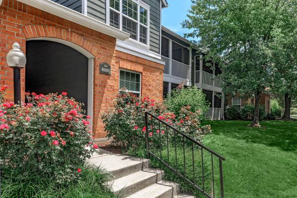 $1,690 / 1br - 654ft2 - Car Care Area, Play Area, Dishwasher (8017 Ashberry Ln, Pasadena, MD)63974187043587121