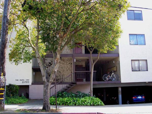 $165 Parking space near UC Berkeley on Channing Way/Fulton. Available 1/1 (berkeley)64000590539395120