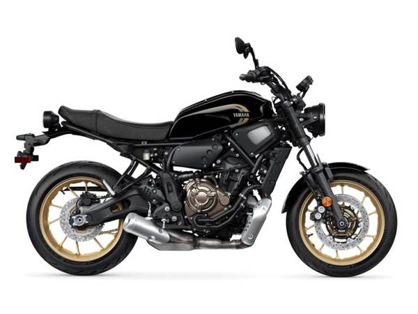 2022 Yamaha XSR700 1