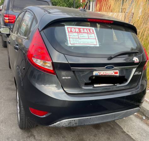 2011 Ford Fiesta - $4,800 (santa rosa)63470225832963121