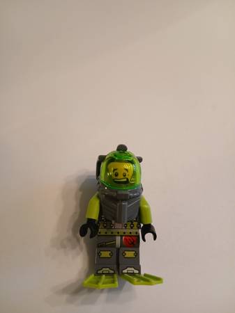 LEGO ATLANTIS DEEP SEA DIVER MINIFIG 1