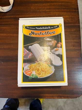 German Noddle Machine "Nudelfee" 1