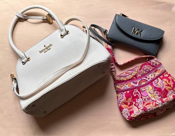 Purses ( 3 ) 1