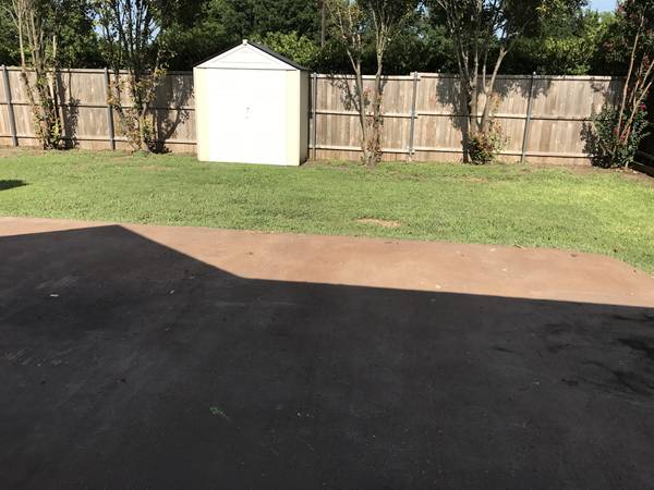 $2800.00 / 4br - 2000ft2 - 903 Redbud Dr63846411374339122