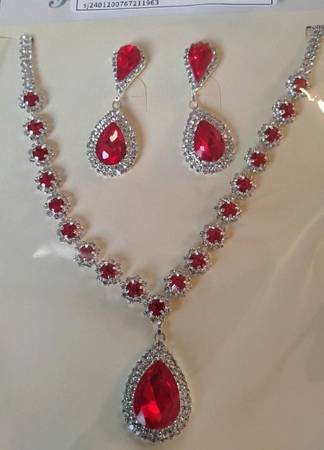 Costume CZ's Choker Necklace Earrings Set 1