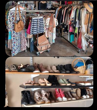 GARAGE SALE VENICE BEACH 1