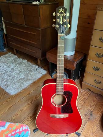 Guild acoustic D30 1