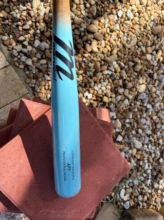 Marucci AP5 Pro Model Wood Bat 1