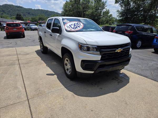 2022 Chevrolet Chevy Colorado Work Truck 4x4 4dr Crew Cab 5 ft. SB EVERYONE IS A 1