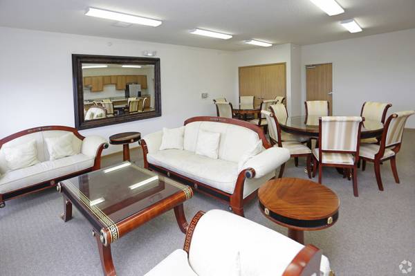 $1,459 / 1br - 755ft2 - Granite Countertops, Grill, Fitness Center (7260 Guider Drive, Woodbury, MN)63868815034881122