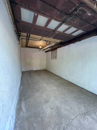 Private Garage/Storage Space – Very Clean!
$450
                        White Plains Private Garage/Storage Space – Very Clean!
$450
                        White Plains