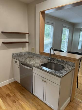 2 bed 2 bath large updated historic and very livable 1
