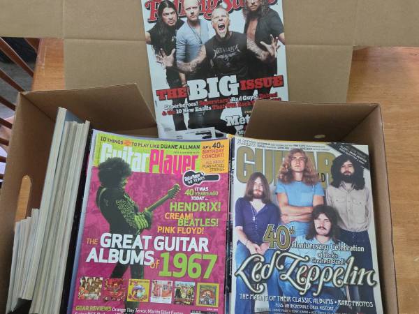 Big box of guitar & music magazines 1