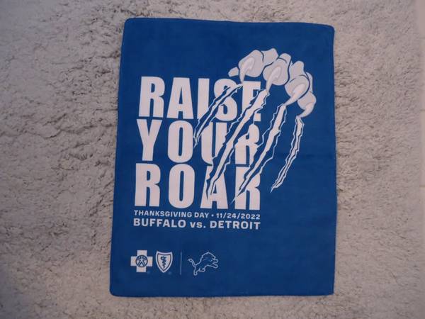 RAISE YOUR ROAR RALLY TOWEL 1