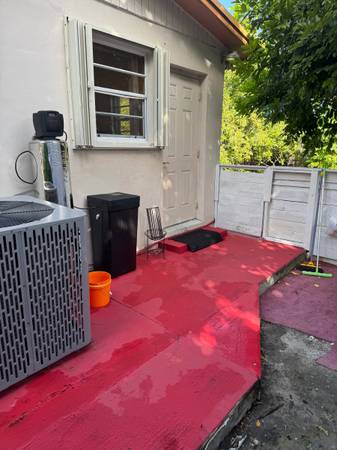 Efficiency for rent 1