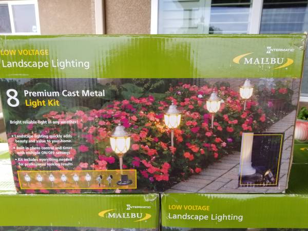 NEW Malibu 8-Pack Low Voltage Landscape Lights 1