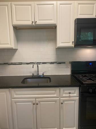$2,600 / 2br - 🏡Available Now!! $2,600 / 2Bedroom / 97 Elm Hill Ave #5 (Dorchester)63699392866563120