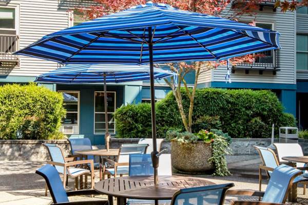 6 Weeks FREE-Move in by 1.31.26! Newly Renovated Spacious 2x2! 1