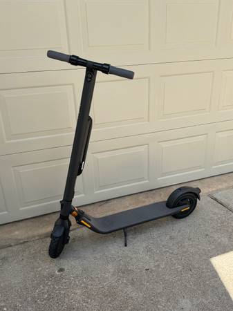 Segway Ninebot E45 Electric Scooter 1