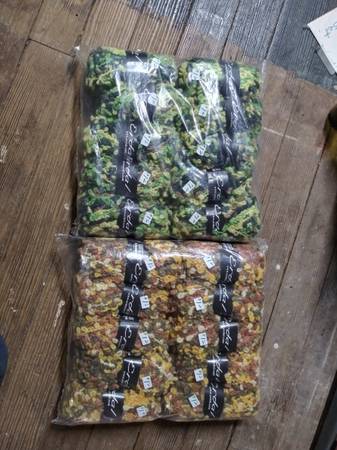 NEW erdal brand angola hand knitting yarn 1