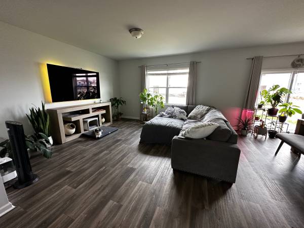 $725 Furnished room with SHARED bath available near MTSU (Murfreesboro)63904821104771122