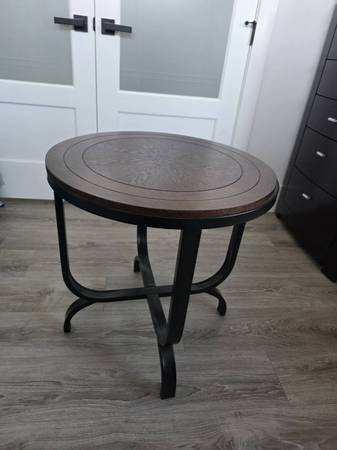 side table / coffee table 1