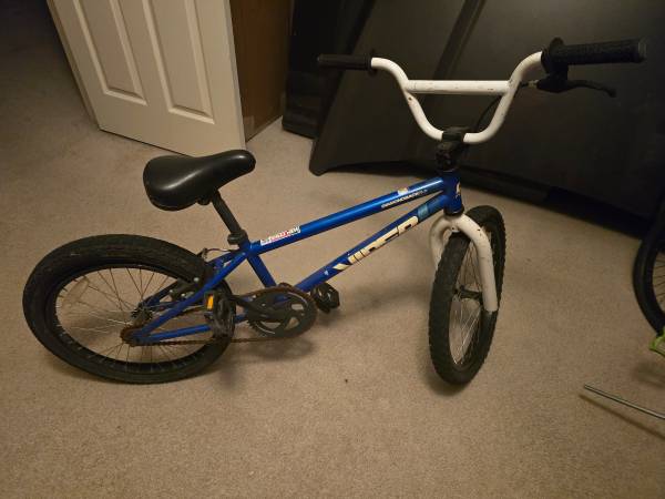 Diamondback BMX Viper 20" 1