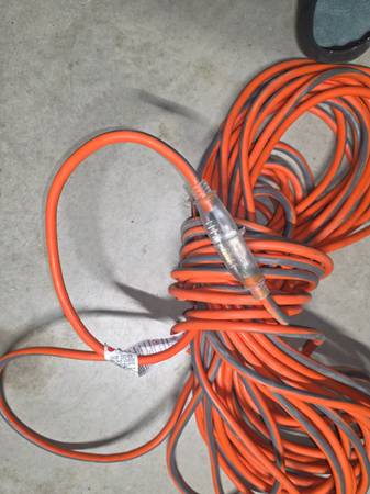 100' extension cord 1