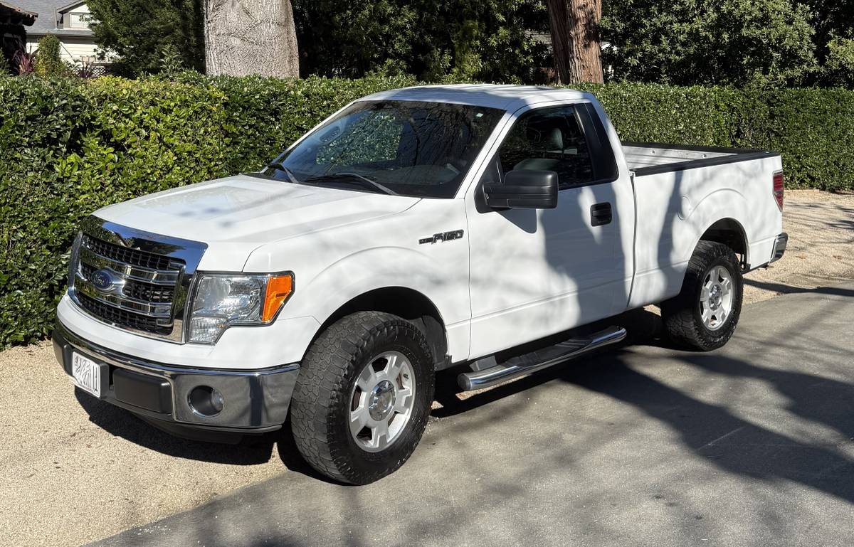 2013 Ford F150 XLT 2WD