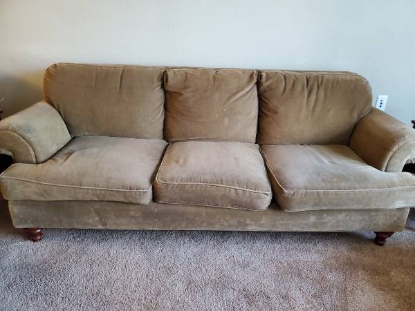 Couch - FREE - FREE - Please take this week 1