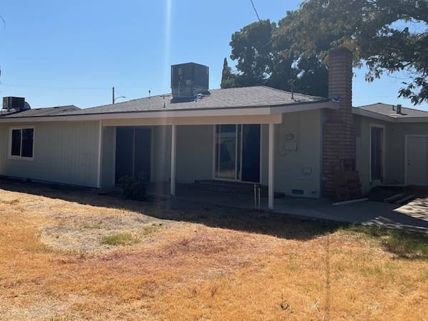 $2,200 / 4br - House for Rent Handicap accessible 4 bedroom 3 bath 2 car garage (visalia)63809642876417122