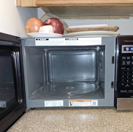 Nuevo horno microondas - $125 (Renton)63471362279427121