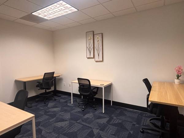 ☀️Secure Your Summer Office Today☀️ 1