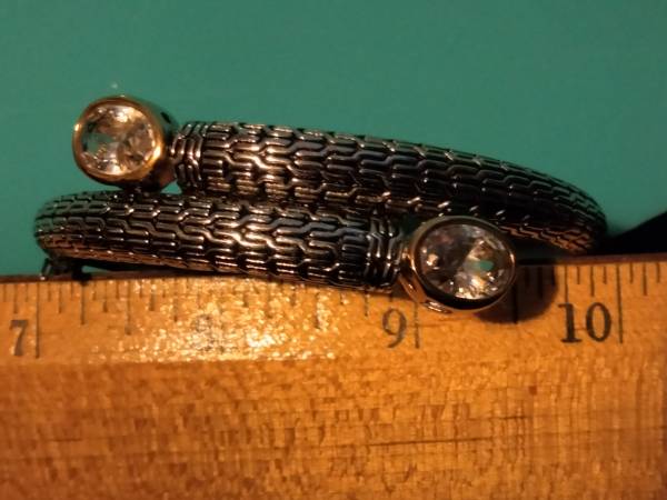 SILVER-BAND BRACELET WITH TOPAZ'S $100 1