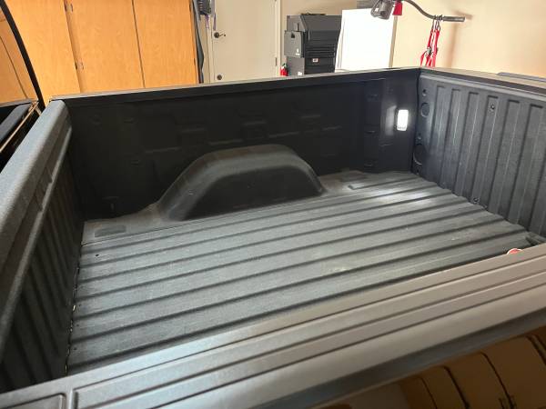 2019 Chevrolet Silverado 1500 Crew - Photo 8
