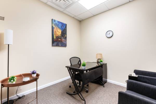 $1,200 Private Office Space across from Grand Central-Fully Furnished-Move in (Midtown East)63611892353539123