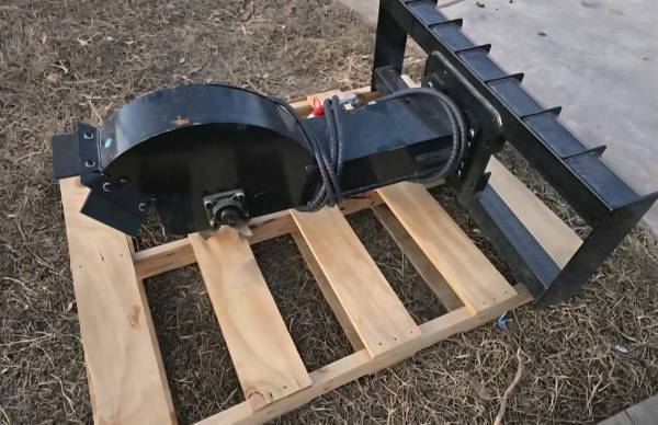 Quick attach stump grinder 1