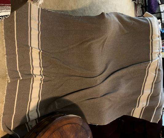 Wool Blanket, 64"x84" 1