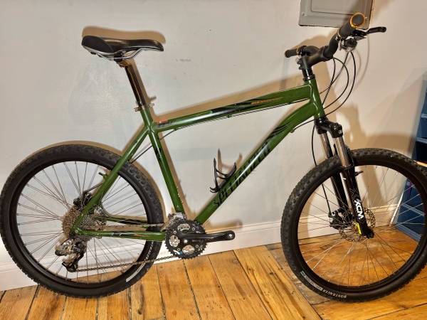Specialized Rockhopper mountain bike 1