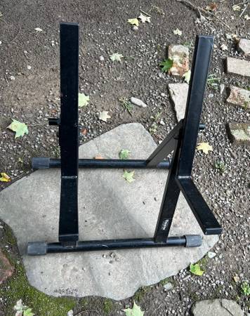 amp stand 1