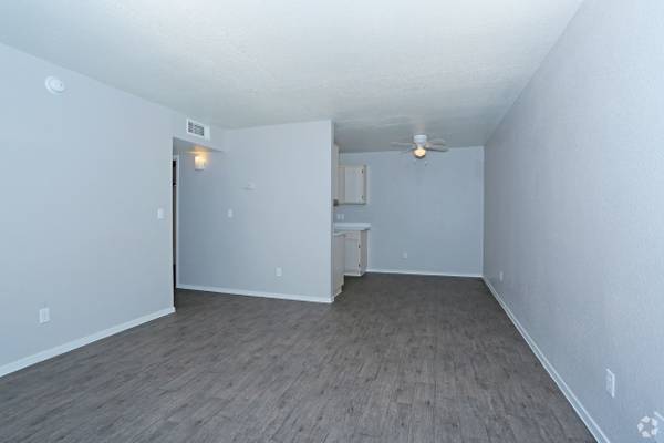 $1,425 / 3br - 867ft2 - A world of style: Exceptional 3 BR, 867 Sq Ft spaces! (Henderson)63859497405443122