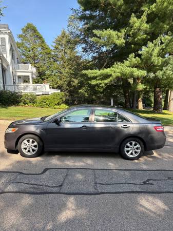 For Sale: 2010 Toyota Camry LE – Reliable Front-Wheel Drive Sedan - $7,000 (Newton)63470620544641120