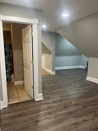 Studio Apartment - 5 Minute Walk to Downtown Ridgewood 1