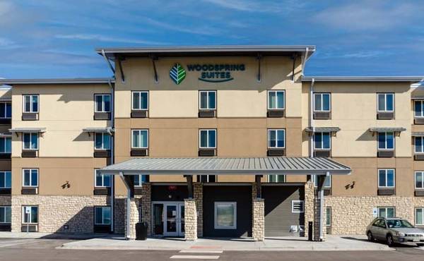 $1,709 / 1br - Call Today for Exclusive Monthly Specials - No Lease, No Deposit! (5260 S Santa Fe Dr, Littleton, CO)63920603072899120
