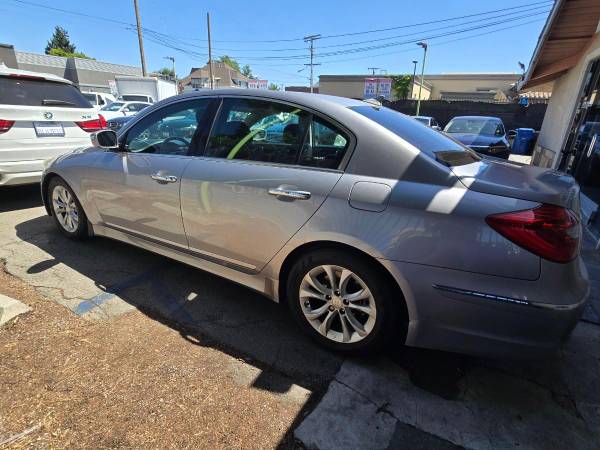 2013 HYUNDAI GENESIS - $8,980 (Los Angeles)63623857625473124