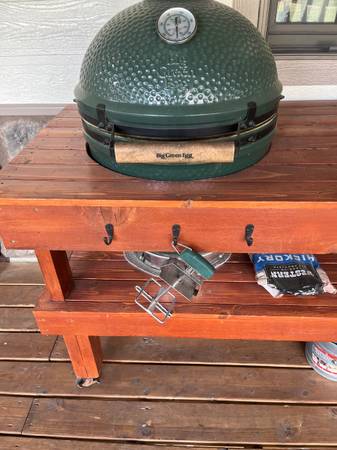 BIG GREEN EGG 1