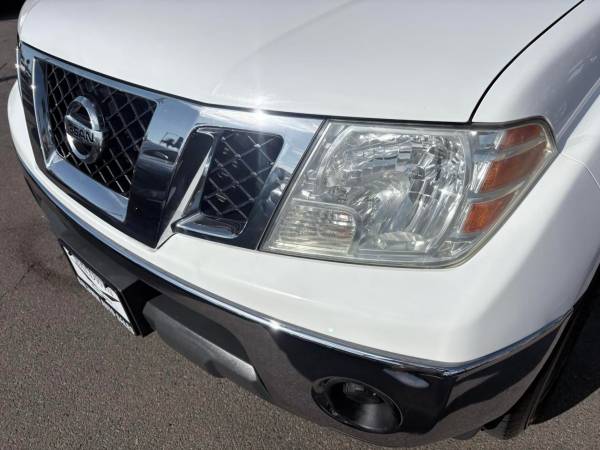 2011 Nissan Frontier Crew Cab - Photo 3