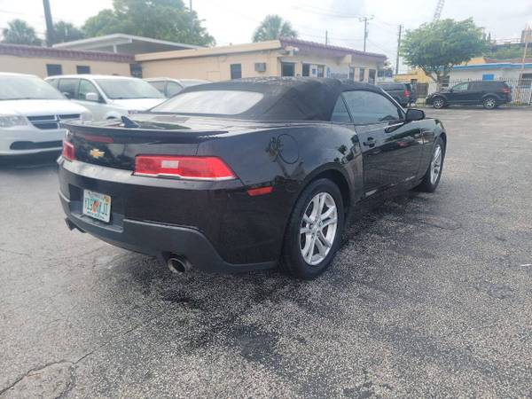2015 Chevrolet / Chevy Camaro LT descapotable de 2 puertas con paquete 1LT * ALQUILER A LARGO PLAZO * - $7.950 (Lake Worth)63485799002883123
